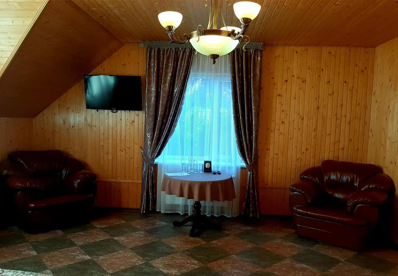 Заміський Комплекс Grand Prix Hotel Tsyurupynsk Exterior photo